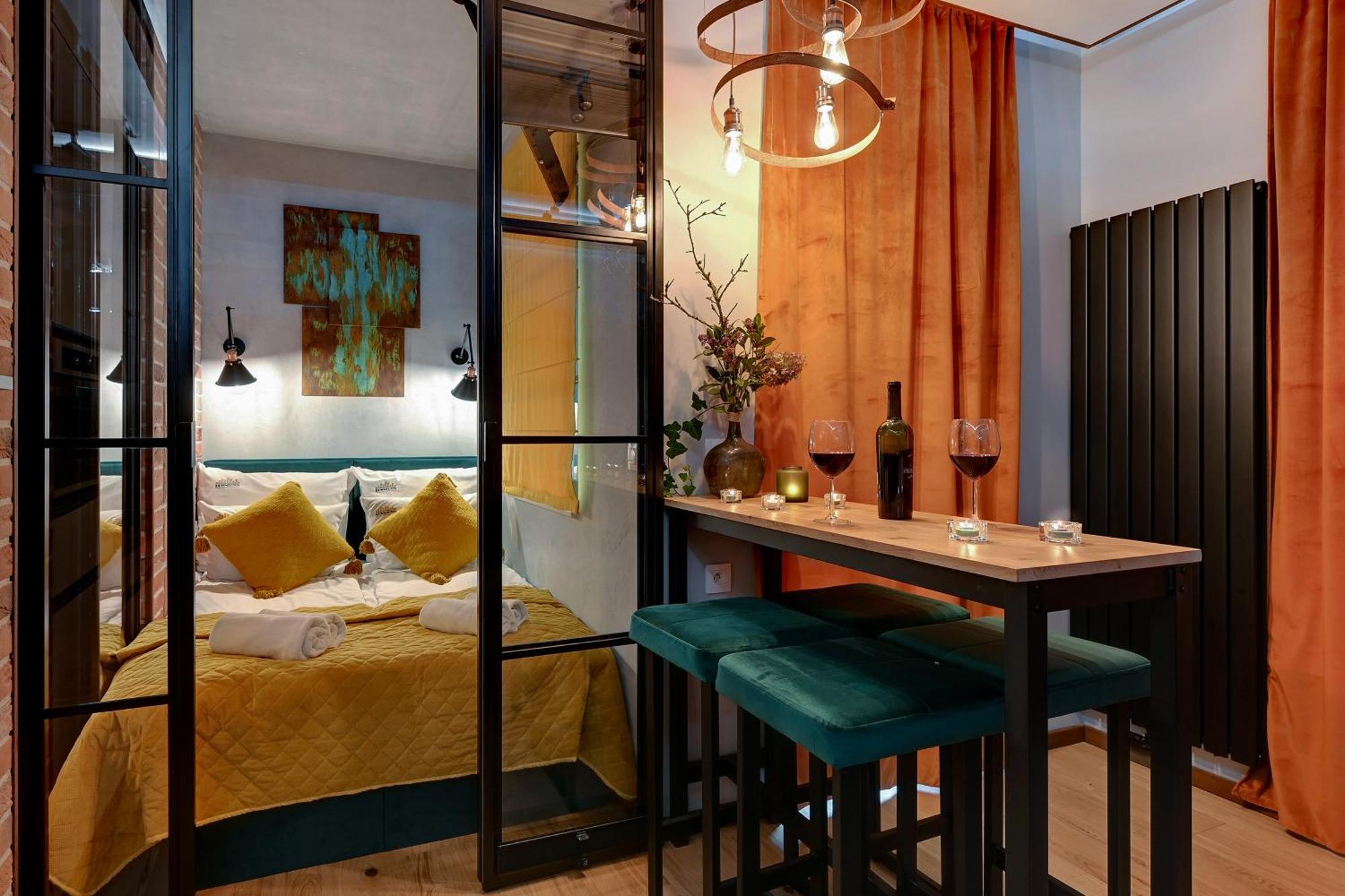 Doki Living & Foodhall By Downtown Apartments, Gdansk